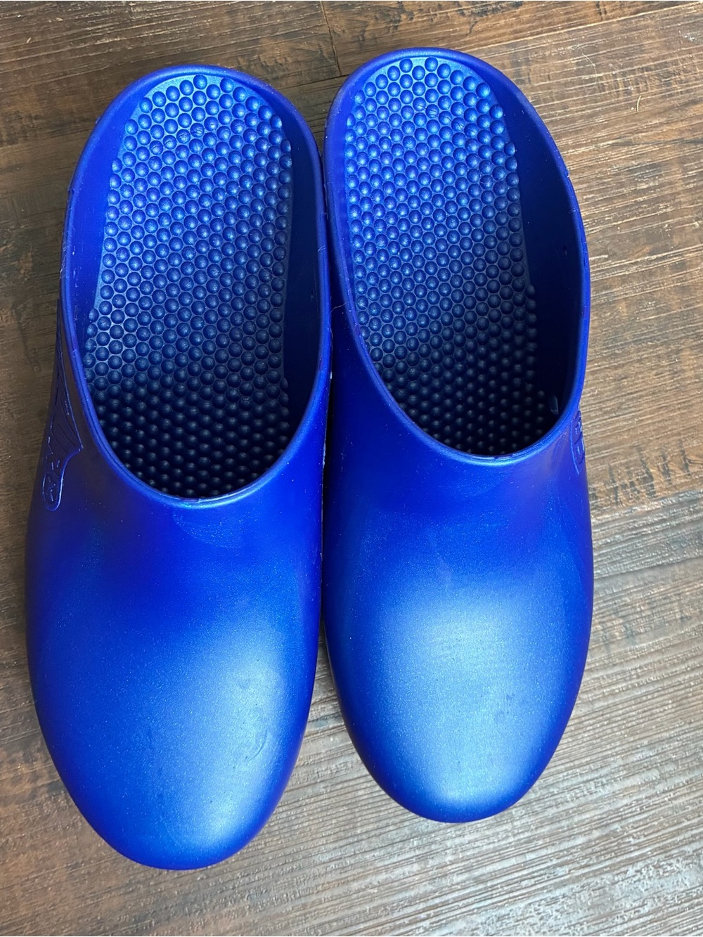 Calzuro Metallic Blue Professional Clogs Multiple Sizes - Picture 4 of 9